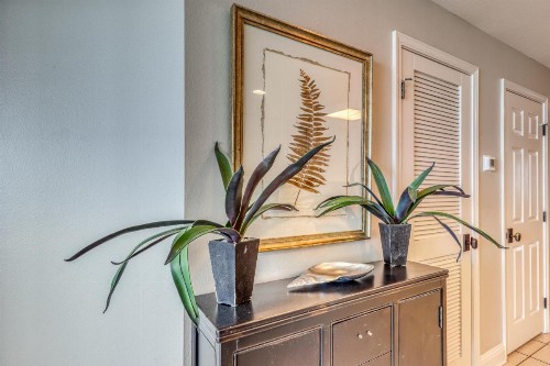 The Lighthouse Condos - image 11