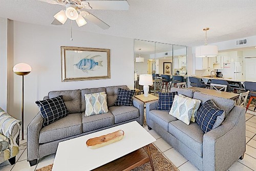Walk Everywhere! Charming Gulf-View Condo with Pool condo - image 10