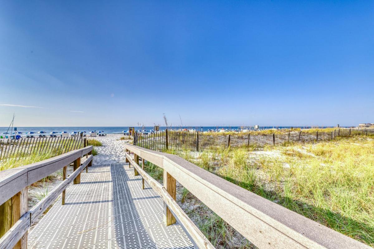 Lighthouse Condominiums III - image 6