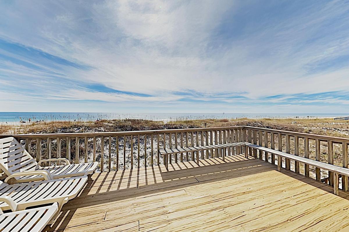 Beachside “Daydream Hideaway” w/ Vast Gulf Views home - main image