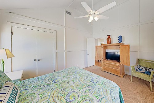 Beachside “Daydream Hideaway” w/ Vast Gulf Views home - image 12