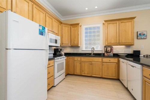Beach Castle E by Meyer Vacation Rentals - image 6