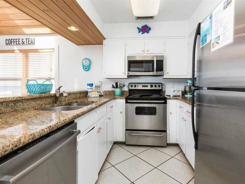 Breeze In by Meyer Vacation Rentals - image 12