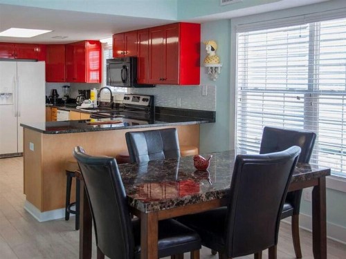 Beach Axis E by Meyer Vacation Rentals - image 10