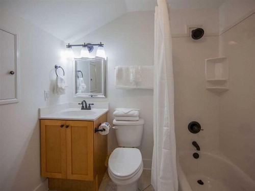 Beach Axis E by Meyer Vacation Rentals - image 6