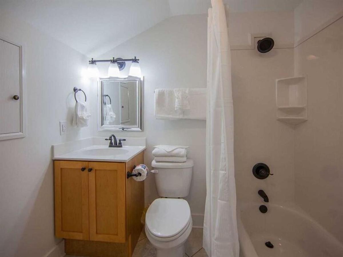 Beach Axis E by Meyer Vacation Rentals - image 6