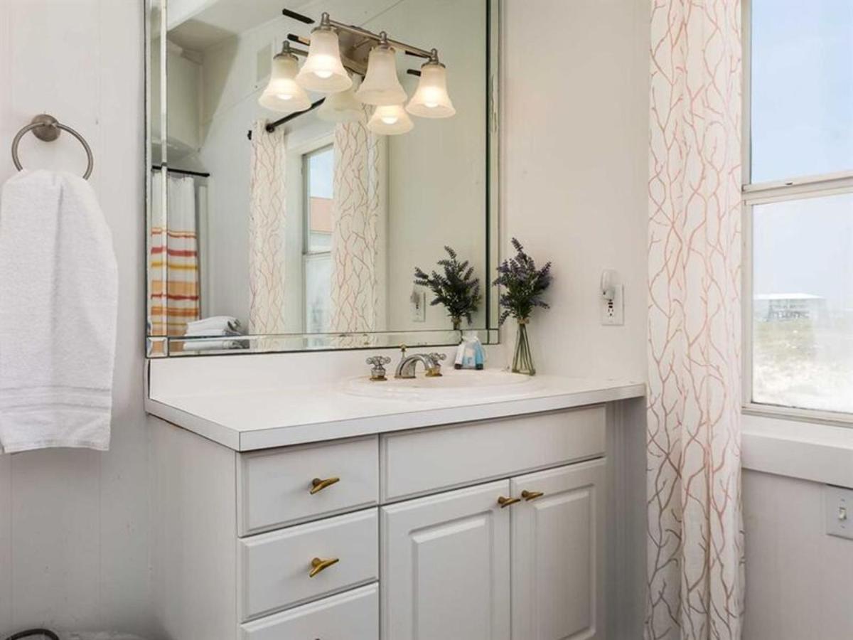 Bama Breeze by Meyer Vacation Rentals - image 7