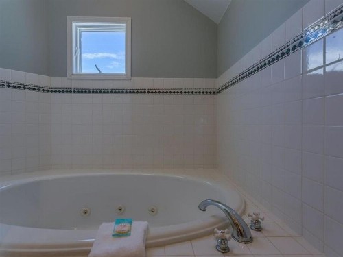 C-Glass by Meyer Vacation Rentals - image 7