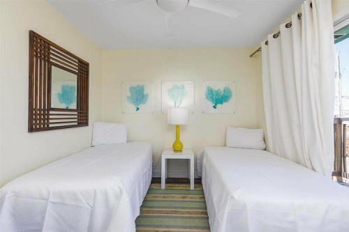 Coastal Calm by Meyer Vacation Rentals - image 6