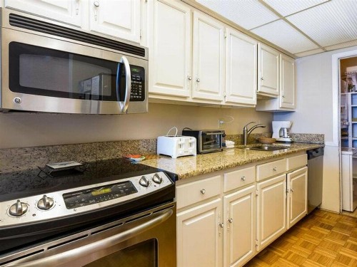Edgewater 44 by Meyer Vacation Rentals - image 3