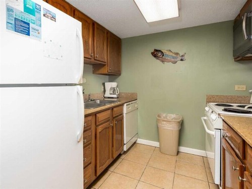 Gulf House 202 by Meyer Vacation Rentals - image 11