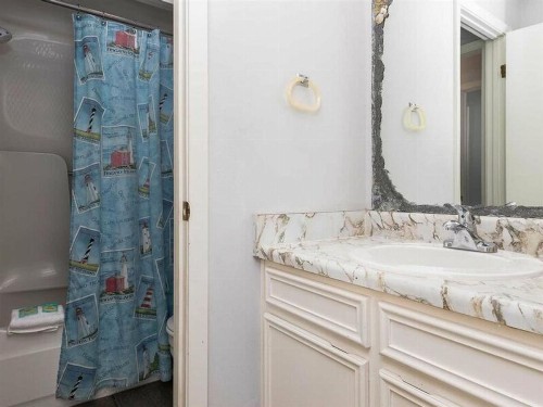 Ft Morgan Town Homes E7 by Meyer Vacation Rentals - image 3