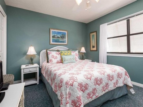 The Dugout by Meyer Vacation Rentals - image 8