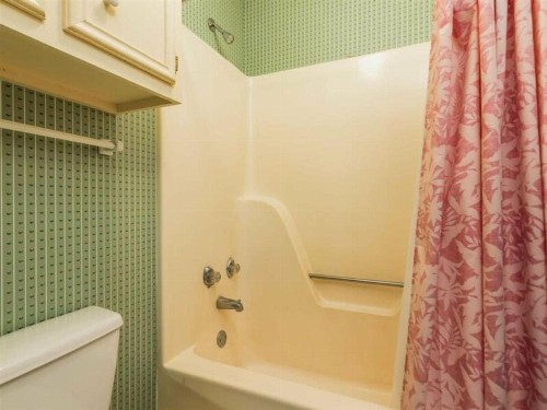 The Flip Side by Meyer Vacation Rentals - image 7