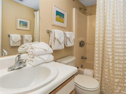 Tropical Winds 203 by Meyer Vacation Rentals - image 4
