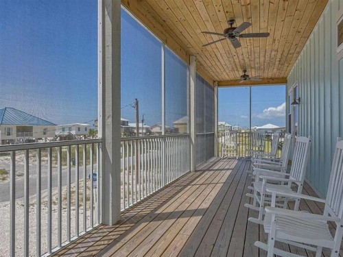 Tin Roof Sundae by Meyer Vacation Rentals - image 9