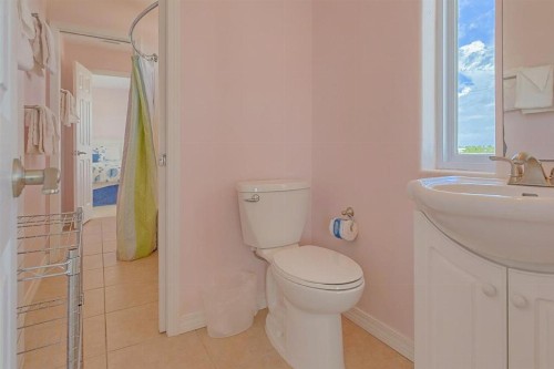 Leeward by Meyer Vacation Rentals - image 3