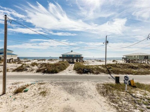 Southern Exposure by Meyer Vacation Rentals - image 11