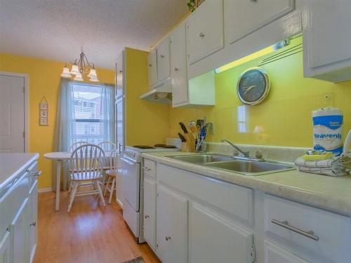 Sea N Sun 103 by Meyer Vacation Rentals - image 6