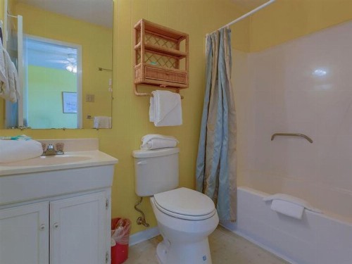 Sea N Sun 103 by Meyer Vacation Rentals - image 7