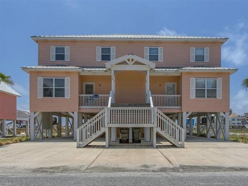 Sea La Vie by Meyer Vacation Rentals