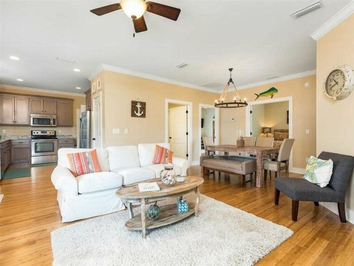 Mahi Hideaway by Meyer Vacation Rentals - image 11