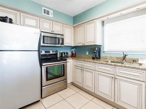 MO Pelican by Meyer Vacation Rentals - image 10