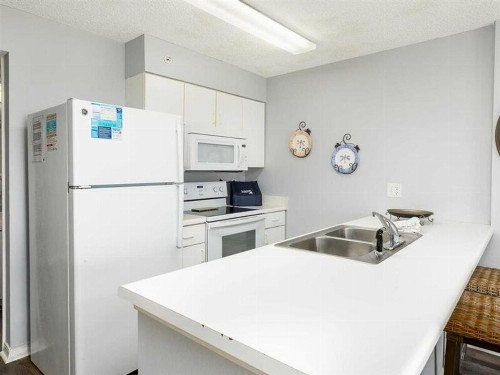 Royal Palms 1103 by Meyer Vacation Rentals - image 6