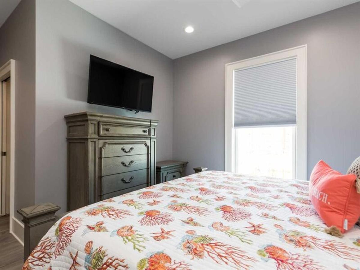Porpoise Full Life by Meyer Vacation Rentals - image 6