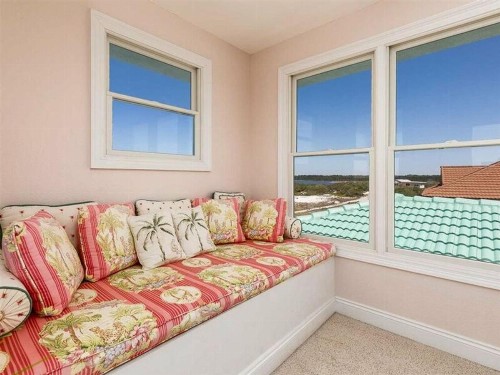 Pink Palace by Meyer Vacation Rentals - image 10