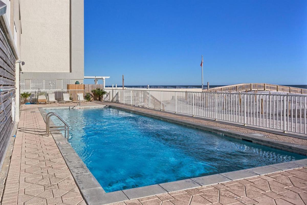 Caribbean by Meyer Vacation Rentals - main image