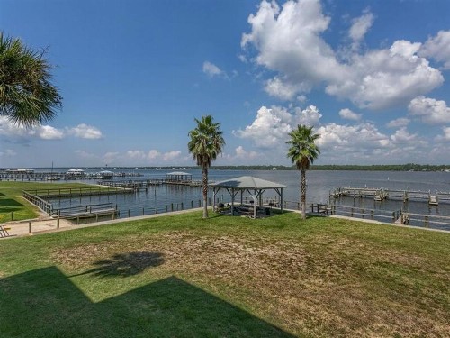 Sea Oats by Meyer Vacation Rentals - image 9