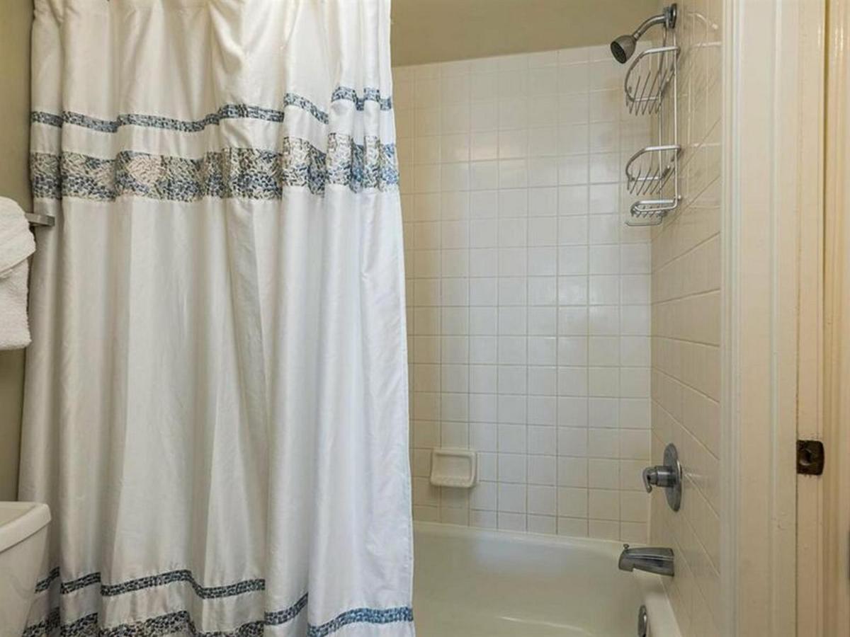 Surf Side Shores by Meyer Vacation Rentals - image 6