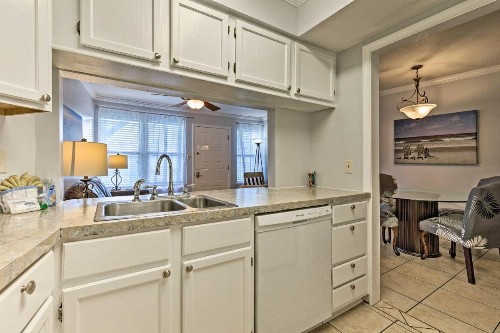 Gulf Shores Condo with On-site Pool and Beach Access! - image 10