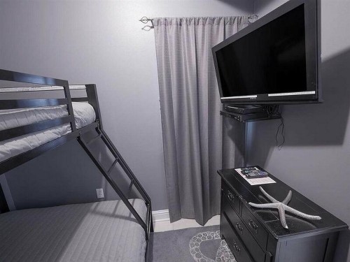 Lighthouse 810 by Meyer Vacation Rentals - image 6