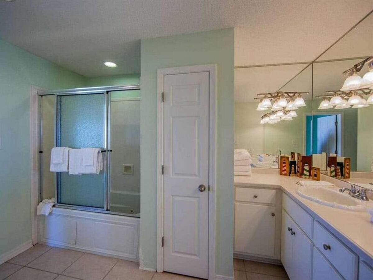 Summer Tide by Meyer Vacation Rentals - image 3