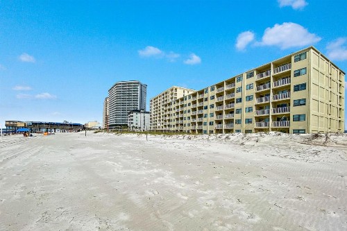 Heart of Gulf Shores Beach Front Condo My Beach Getaways - image 11