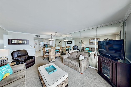 Epic Views & Beachfront Pools at Gulf-Front Escape condo - image 6