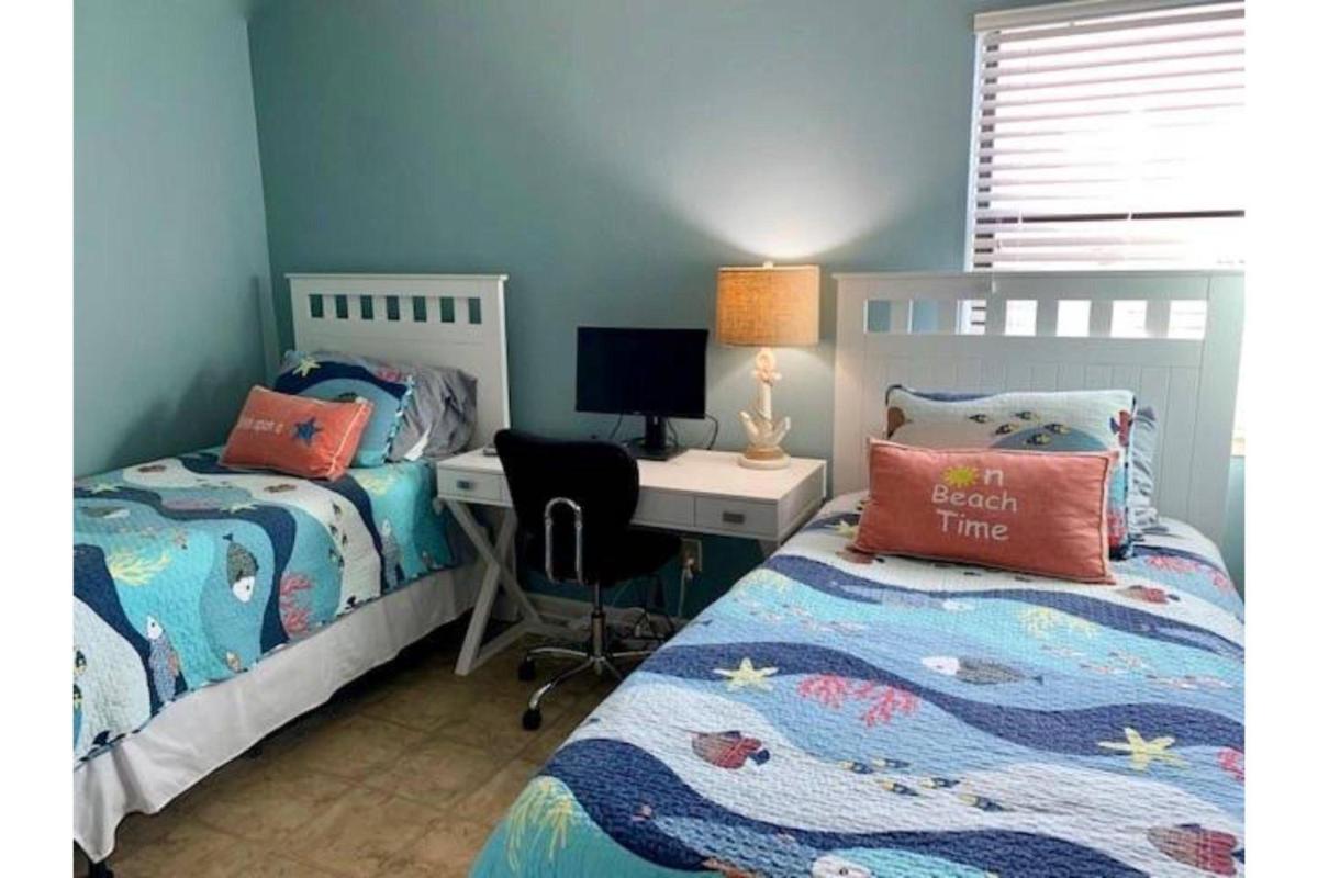 Sea Breeze 307 BY Bender Vacation Rentals - image 5