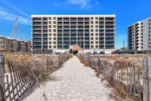 Island Winds West Unit 673 - image 3
