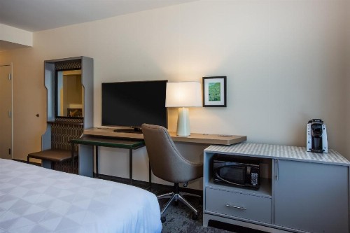 Holiday Inn - Gulfport-Airport an IHG Hotel - image 27