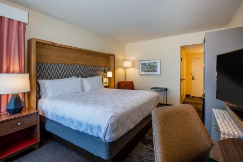 Holiday Inn - Gulfport-Airport an IHG Hotel - image 3