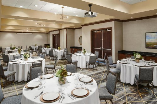 Holiday Inn - Gulfport-Airport an IHG Hotel - image 39