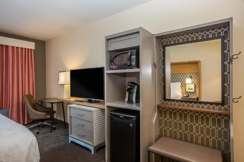 Holiday Inn - Gulfport-Airport an IHG Hotel - image 48