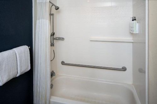 Fairfield Inn and Suites Gulfport / Biloxi - image 11