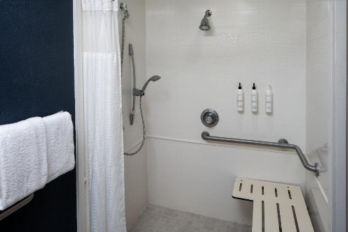 Fairfield Inn and Suites Gulfport / Biloxi - image 12
