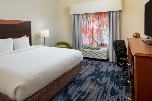Fairfield Inn and Suites Gulfport / Biloxi - image 5
