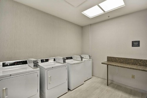Hilton Garden Inn Gulfport - Biloxi Airport - image 11