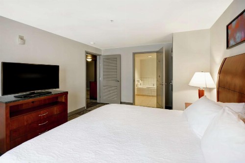 Hilton Garden Inn Gulfport - Biloxi Airport - image 28