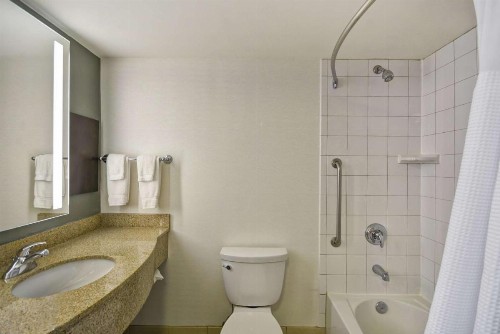 Hilton Garden Inn Gulfport - Biloxi Airport - image 29